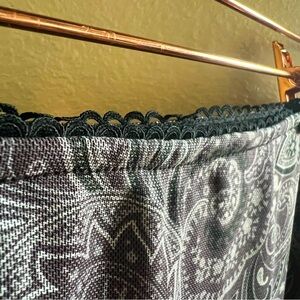 ROMWE Black Paisley Bodycon Midi Skirt